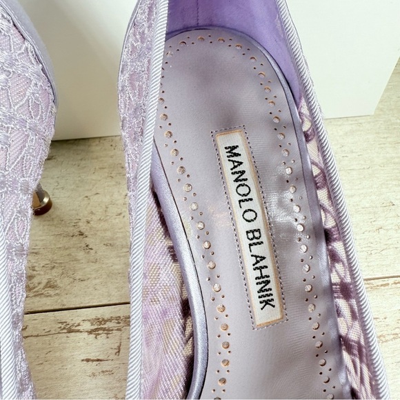 Manolo Blahnik Hangisi Size 38 Lace 70MM Pumps Heels Lilac Periwinkle $1245 New - Picture 8 of 15